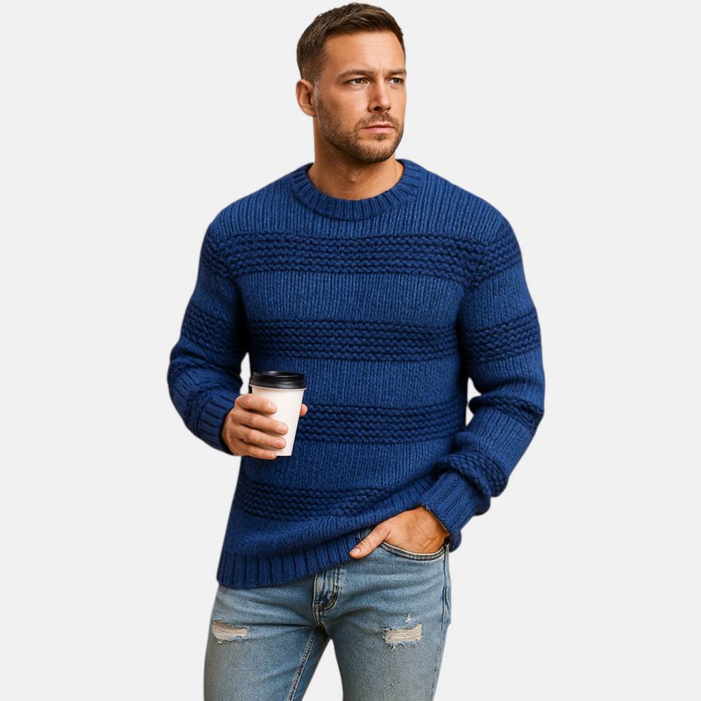 Gebreide Noorse trui voor heren met warme en tijdloze uitstraling, ideaal voor casual en formele looks in de herfst en winter.