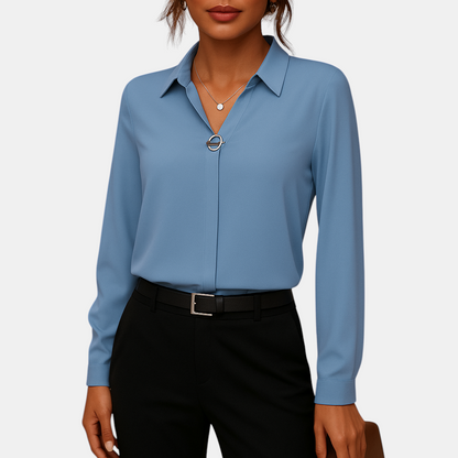 Effen damesblouse met klassieke kraag en getailleerde pasvorm, ideaal voor werk en casual gelegenheden