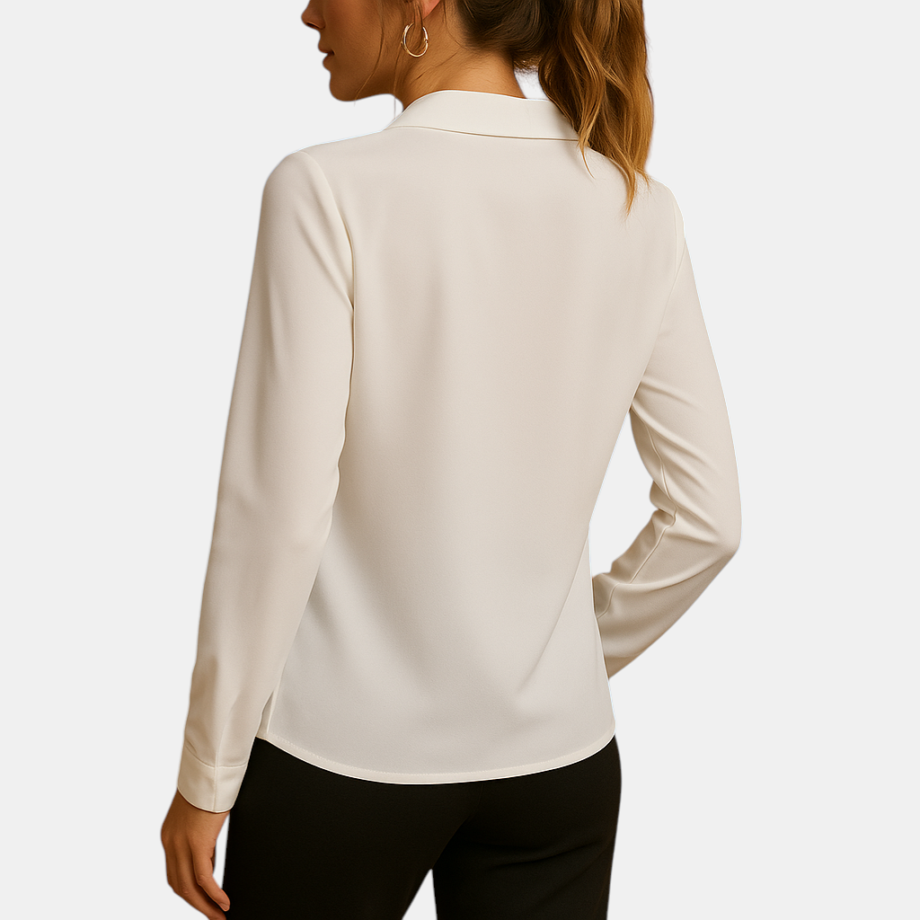 Effen damesblouse met klassieke kraag en getailleerde pasvorm, ideaal voor werk en casual gelegenheden
