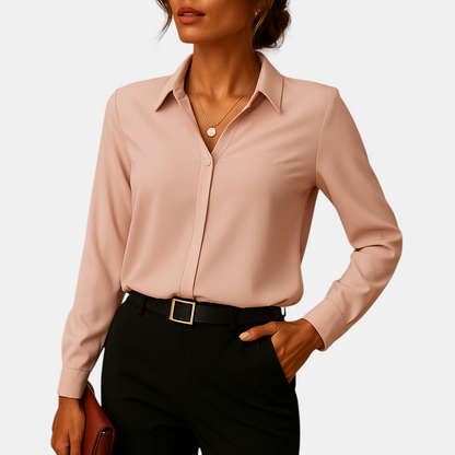 Effen damesblouse met klassieke kraag en getailleerde pasvorm, ideaal voor werk en casual gelegenheden