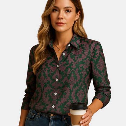 Dames blouse met levendig patroon en flatterende snit, perfect voor dagelijkse en feestelijke gelegenheden