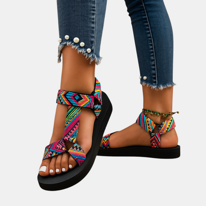 Boho sandalen voor dames met touwdesign en platte zool, ideaal voor zomerse dagen op het strand of casual outfits.