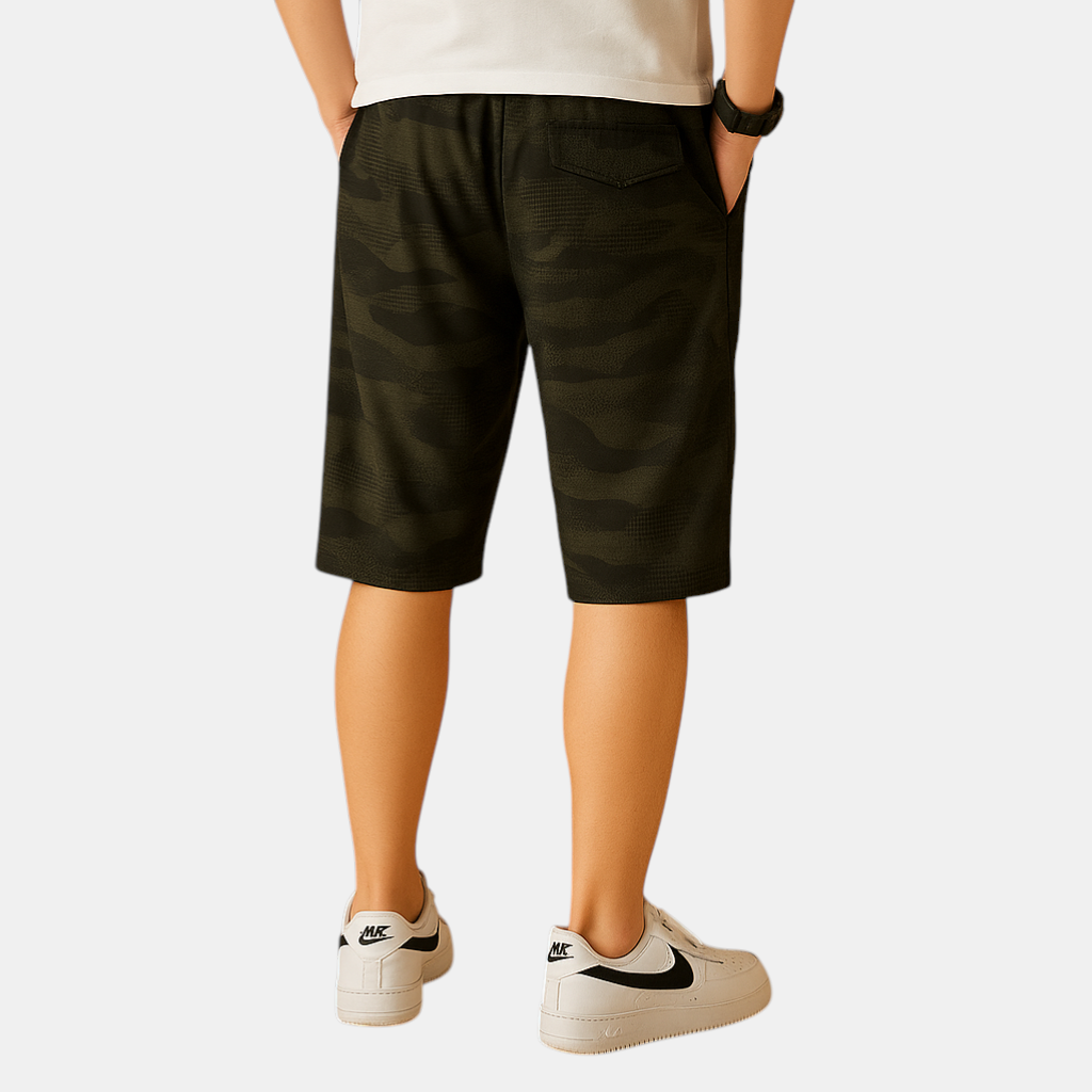 Heren camouflage cargo shorts met meerdere zakken en loose fit, perfect voor wandelen, kamperen of dagelijks gebruik.