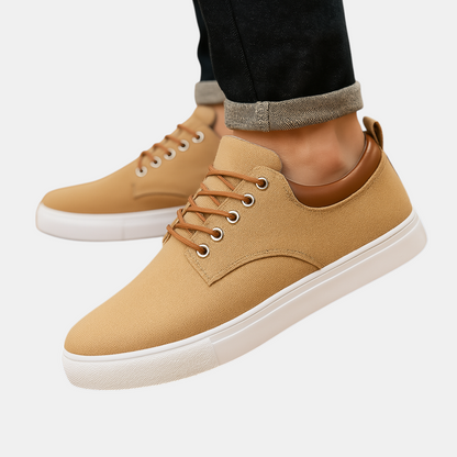 Instapschoenen voor heren met ondersteunende zool en comfortabele pasvorm, in bruine kleur – ideaal voor dagelijks gebruik en casual outfits.