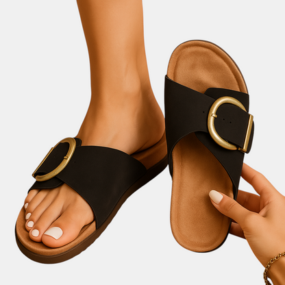 Stijlvolle sandalen voor dames in beige met stevige zool en comfortabele pasvorm, geschikt voor dagelijks gebruik.
