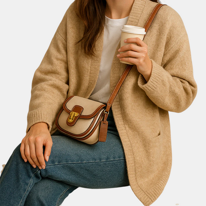 Crossbodytas voor dames met tijdloos ontwerp, klepsluiting en verfijnd interieur, geschikt voor dagelijks gebruik of avondgelegenheden.