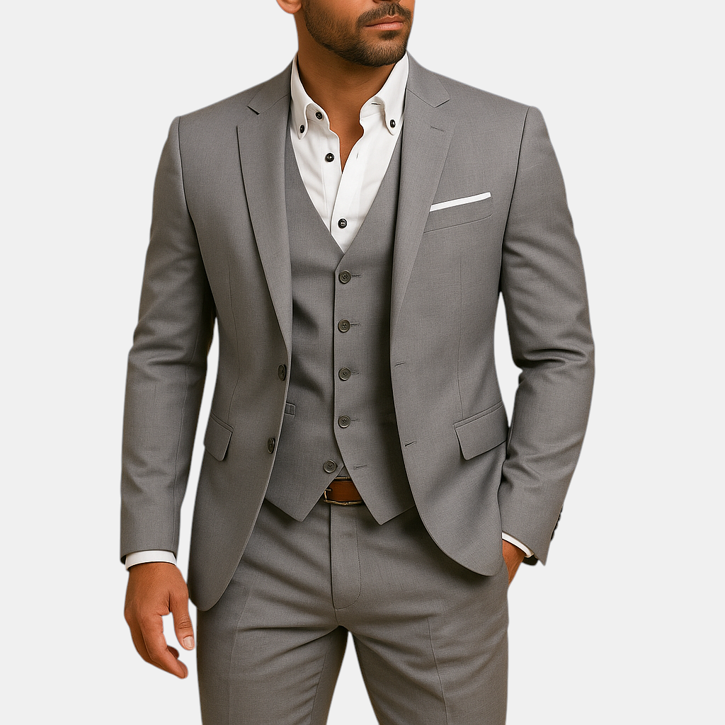 Stijlvol drieledig slim fit herenpak met blazer en broek in zwart, marine of grijs – perfect voor bruiloften en formele gelegenheden.