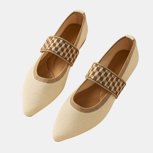 Luxe instappers voor dames met zachte zool en tijdloos design voor casual en formele outfits.