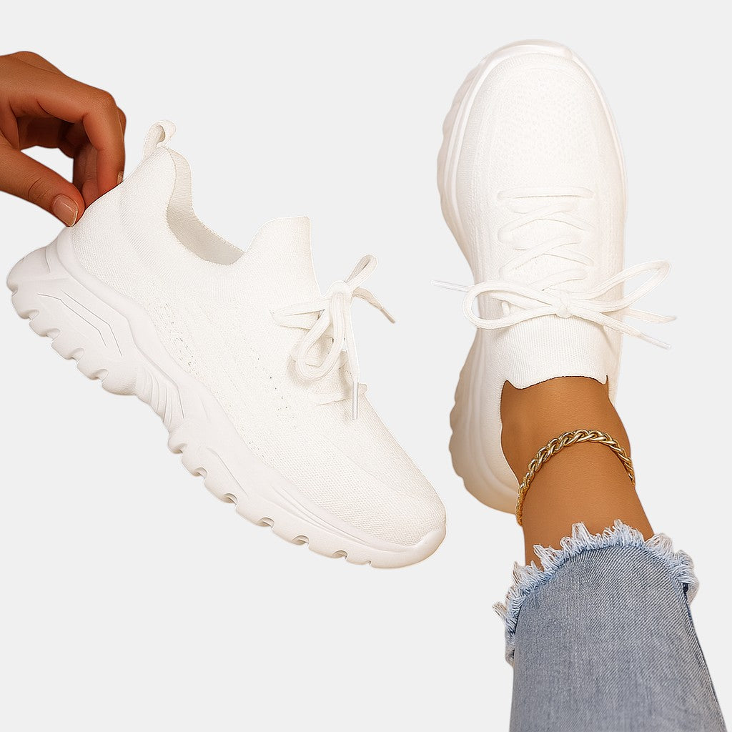 Stijlvolle instapschoenen voor dames met extra ondersteuning en slipvaste zool, ideaal voor dagelijks gebruik, werk en wandelcomfort.