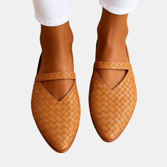 Luxurious women's soft slipper sandals with delicate design and comfortable fit for daily use or special occasions