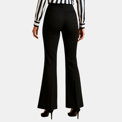 Dames flared broek met hoge taille, slanke pasvorm en wijde pijpen – ideaal voor casual, zakelijke en formele outfits.