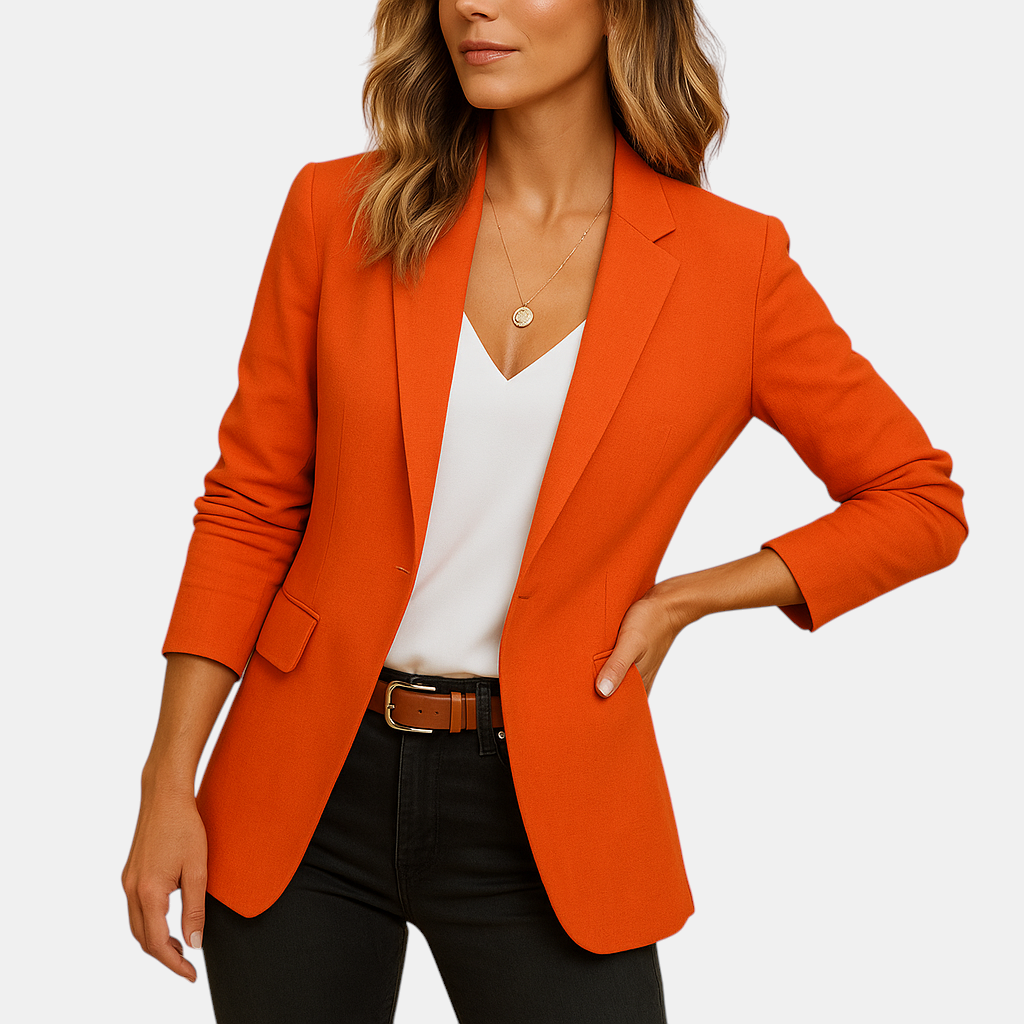 Elegante damesblazer met lange mouwen en getailleerde pasvorm, ideaal voor werk, events en casual outfits.
