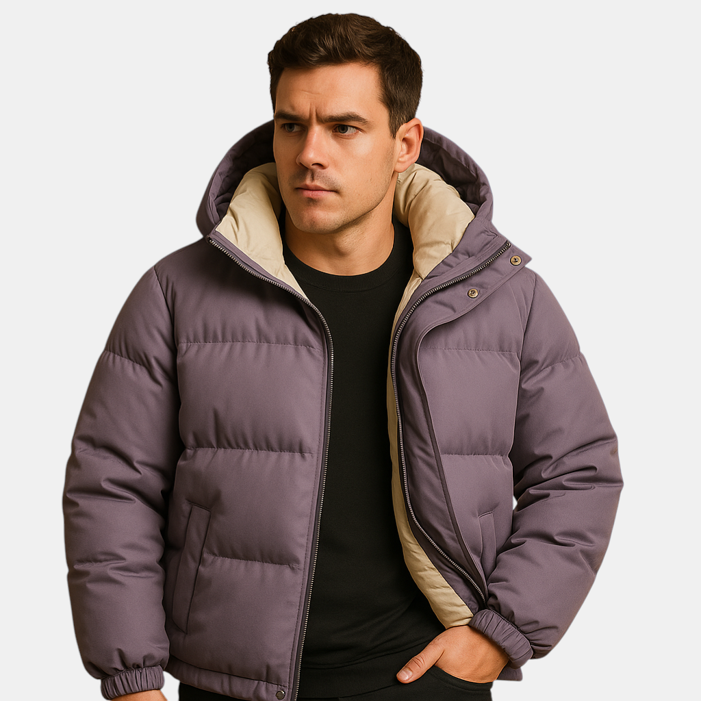 Gewatteerde pufferjas met capuchon voor heren, licht en warm met sportief design, ideaal voor koude winterdagen en outdooractiviteiten.