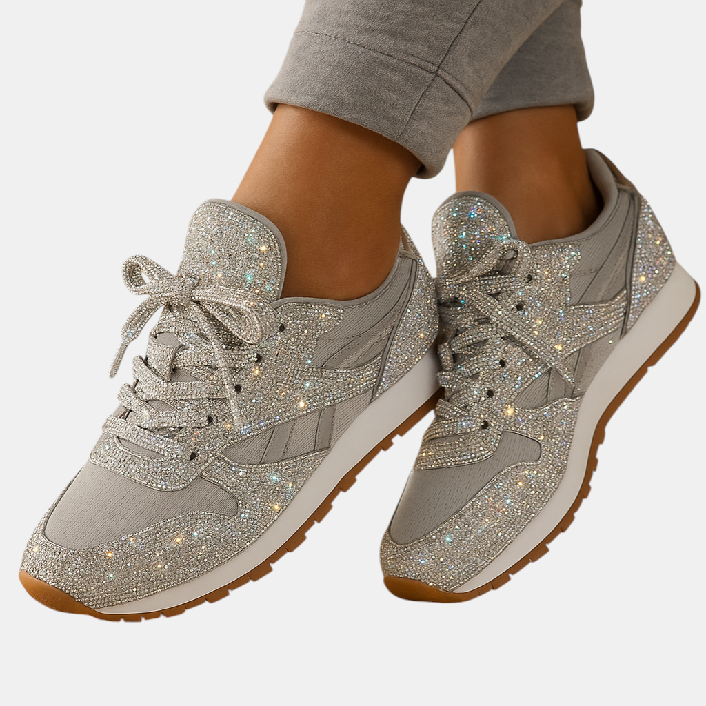 Glitter sneakers voor dames met pailletten en vetersluiting, ideaal voor een feestelijke en stijlvolle look.