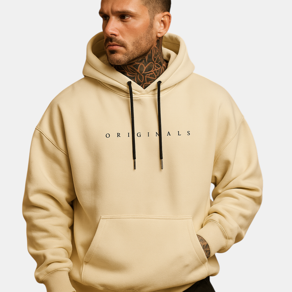 Heren hoodie met capuchon in zwart, wit en geel, comfortabel en warm, ideaal voor casual en sportieve looks tijdens de herfst en winter.