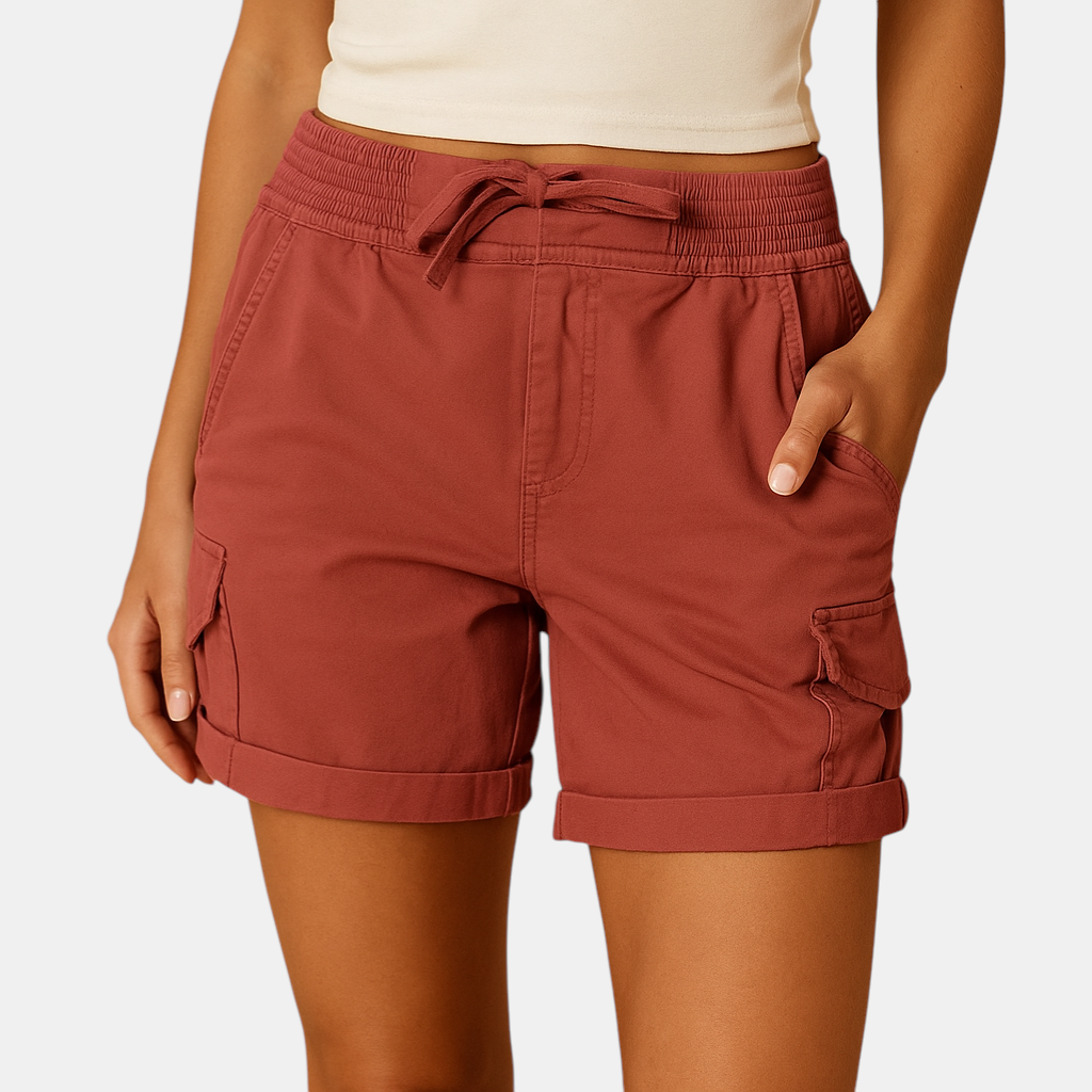 Korte damesbroek met hoge taille in legergroen, zwart en khaki – perfect voor warme zomerdagen en casual outfits.