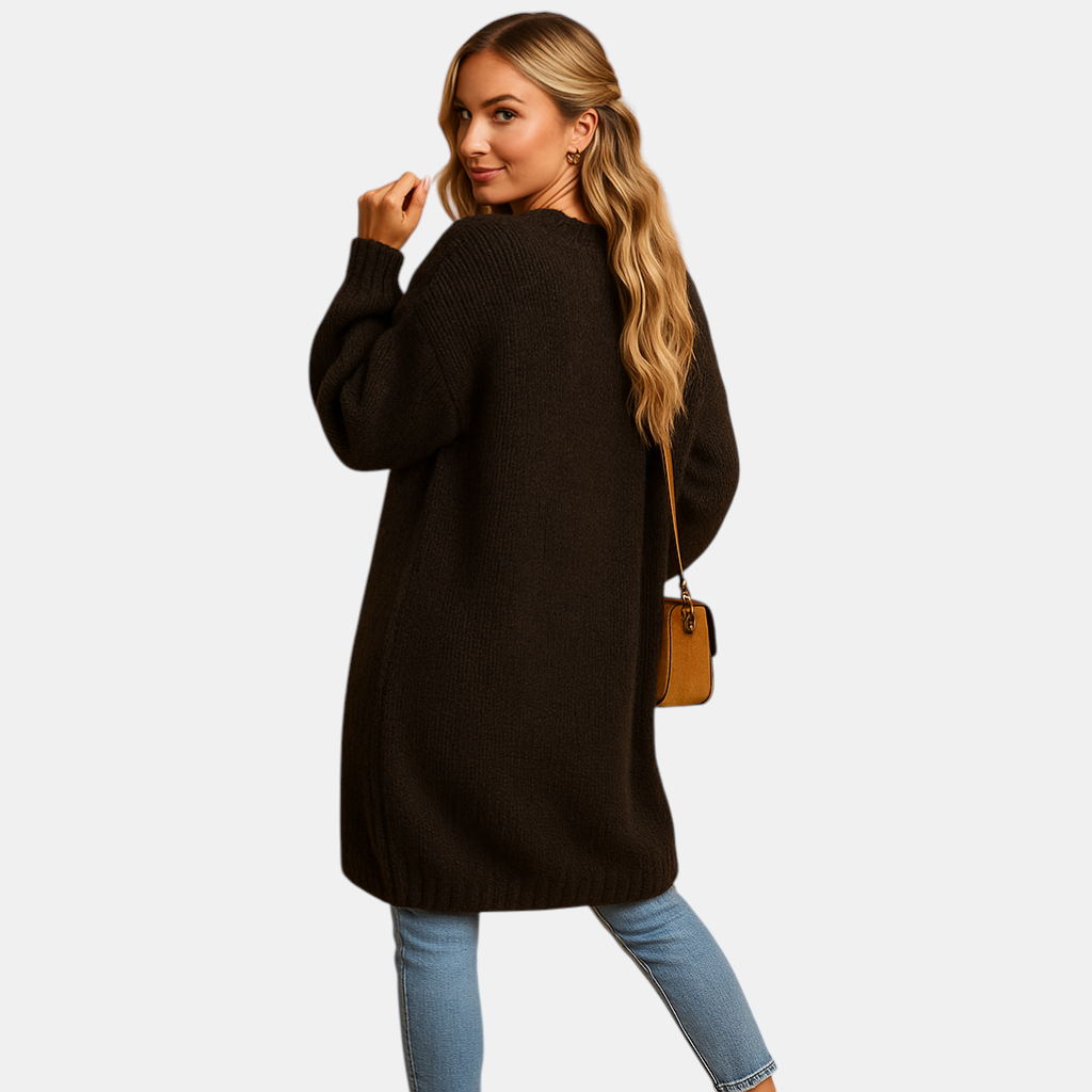 Klassiek gebreid damesvest met open voorkant en lange mouwen. Zacht, warm en perfect voor winter en tussenseizoenen in meerdere kleuren.