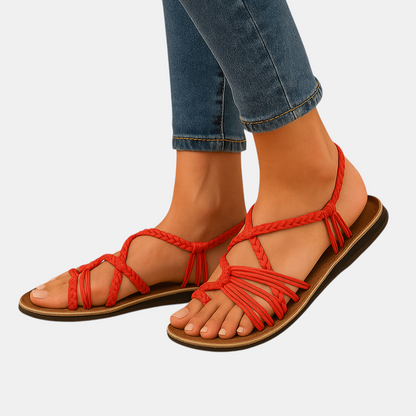 Kleurrijke strand sandalen voor dames met verstelbare bandjes en zacht voetbed, perfect voor zomerse dagen op het strand of bij het zwembad.