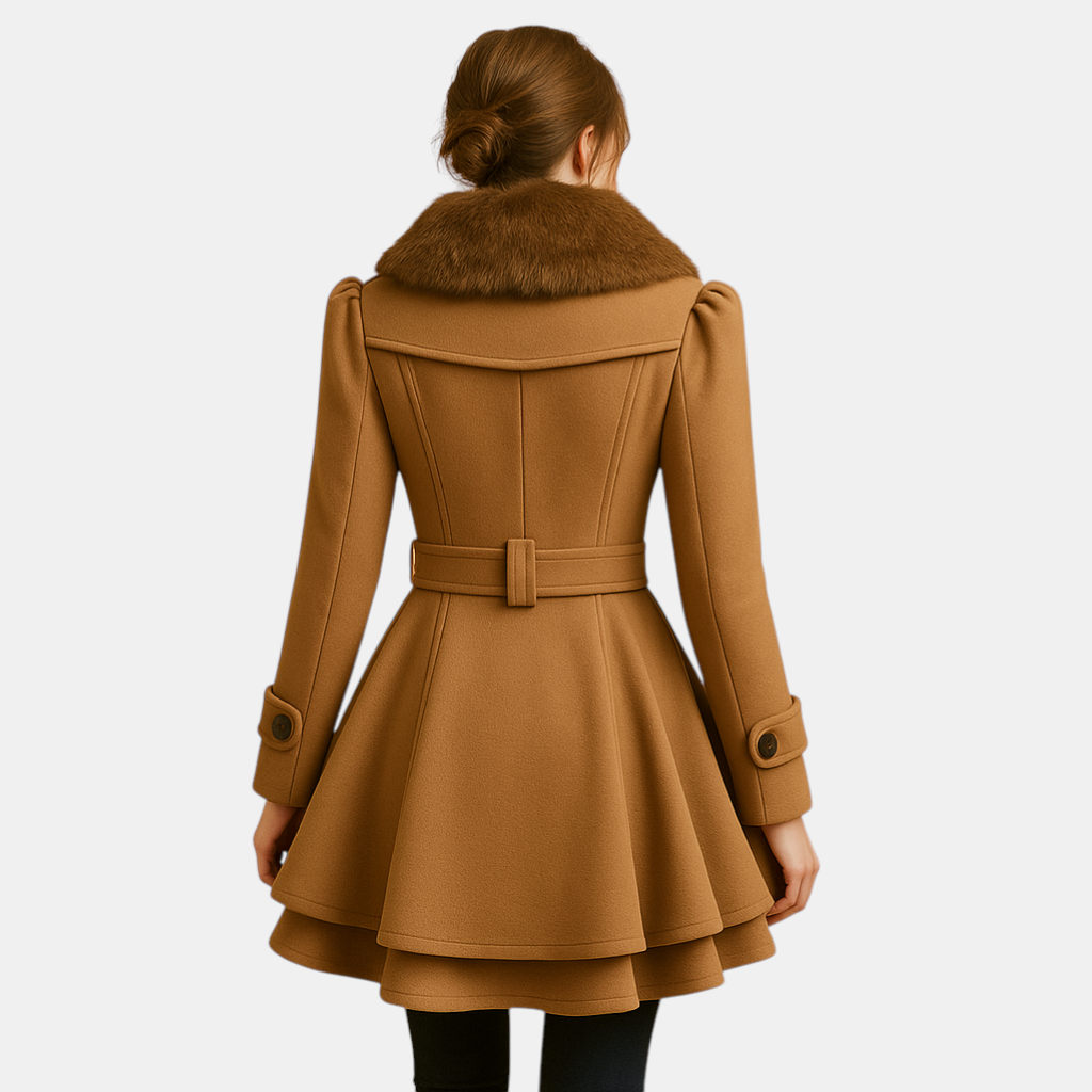 Lange winterjas voor dames met imitatiebont kraag en flatterend silhouet. Warm, stijlvol en ideaal voor dagelijks gebruik en bijzondere gelegenheden.