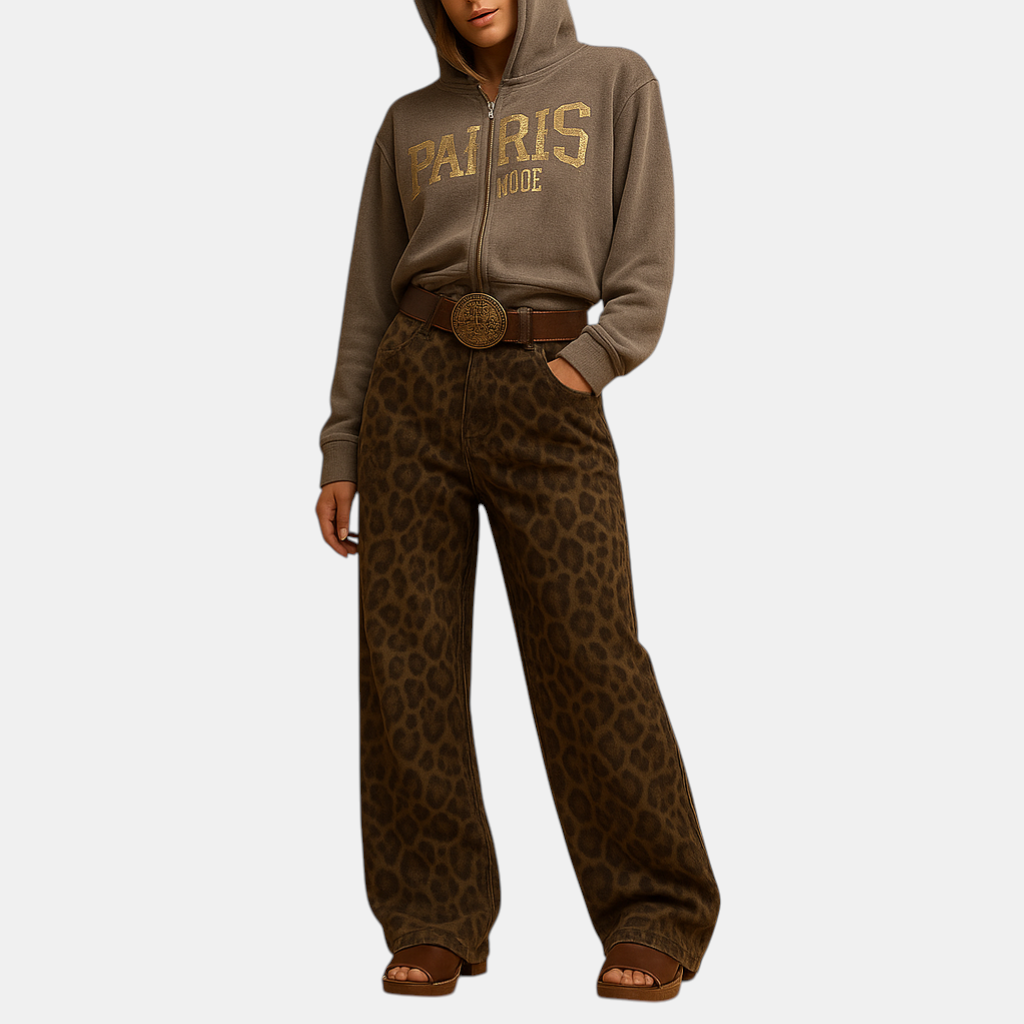 Slim fit damesjeans met luipaardprint in katoenen stretchstof, perfect voor casual en avondlooks.