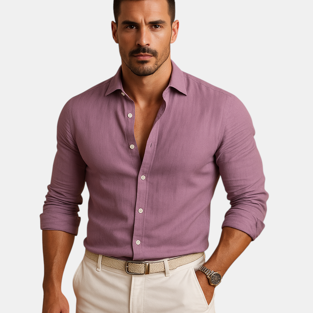 Lichtgewicht herenoverhemd met button-down kraag en klassieke manchetten, ideaal voor zowel werk als zomerse vrijetijdskleding.
