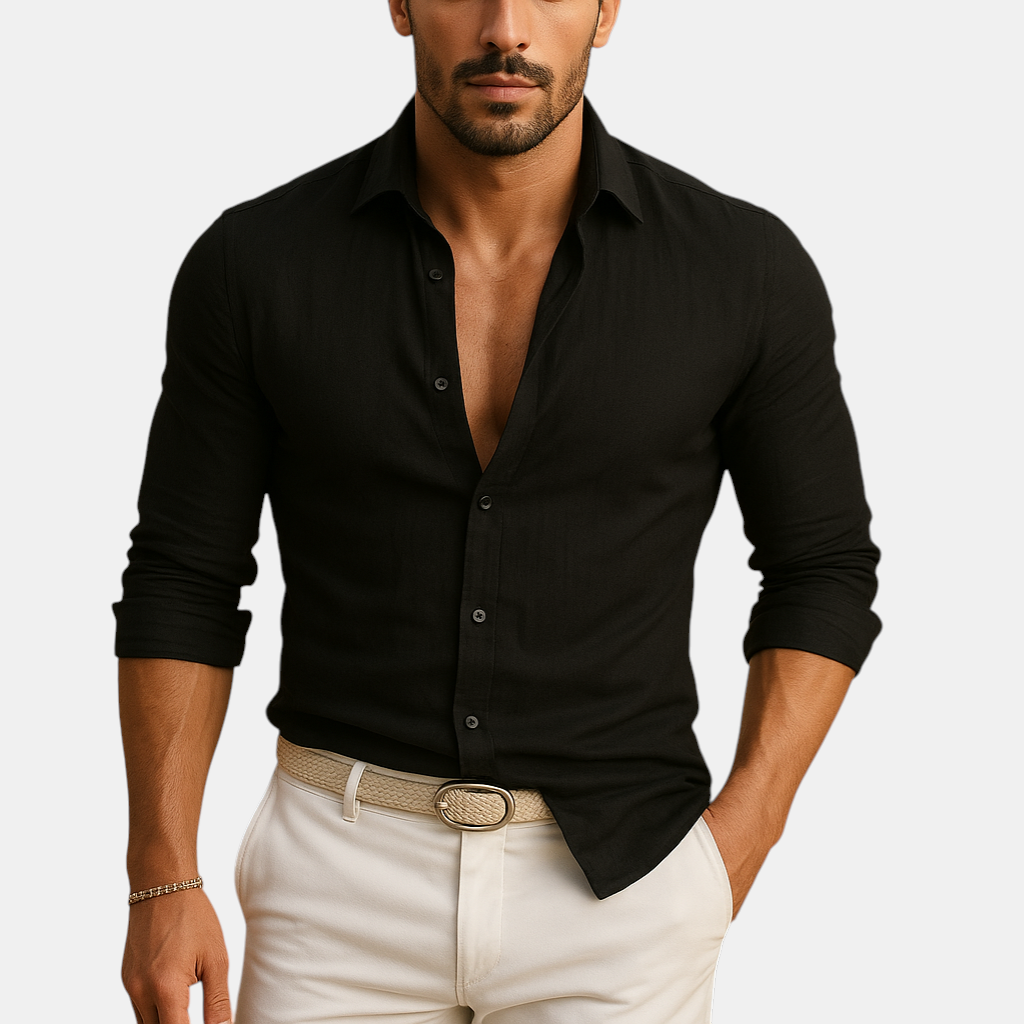 Lichtgewicht herenoverhemd met button-down kraag en klassieke manchetten, ideaal voor zowel werk als zomerse vrijetijdskleding.