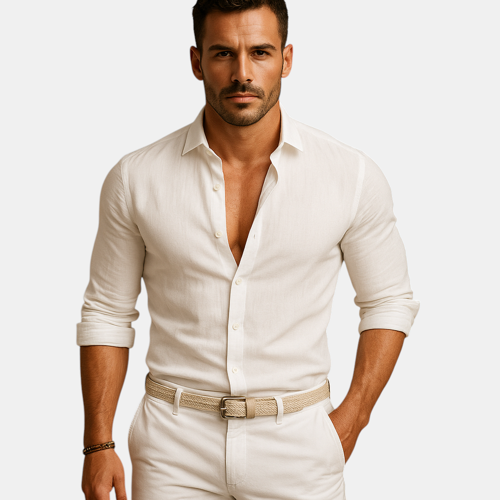 Lichtgewicht herenoverhemd met button-down kraag en klassieke manchetten, ideaal voor zowel werk als zomerse vrijetijdskleding.