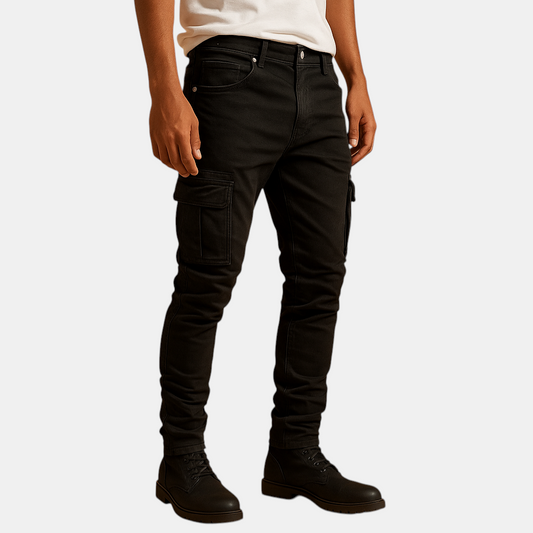 Losvallende katoenen-linnen herenbroek in neutrale kleuren, ideaal voor zomerse dagen en dagelijks gebruik met ademend draagcomfort.