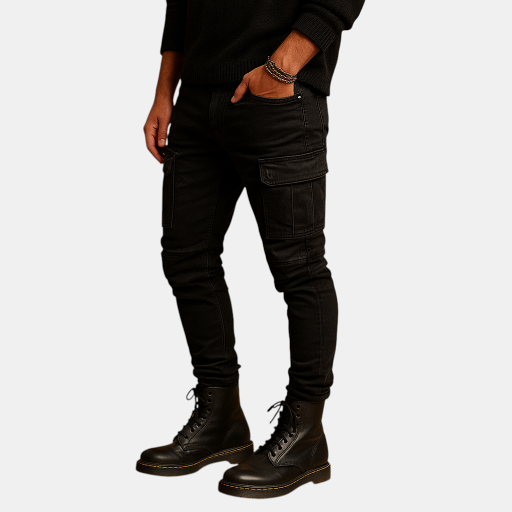 Losvallende katoenen-linnen herenbroek in neutrale kleuren, ideaal voor zomerse dagen en dagelijks gebruik met ademend draagcomfort.