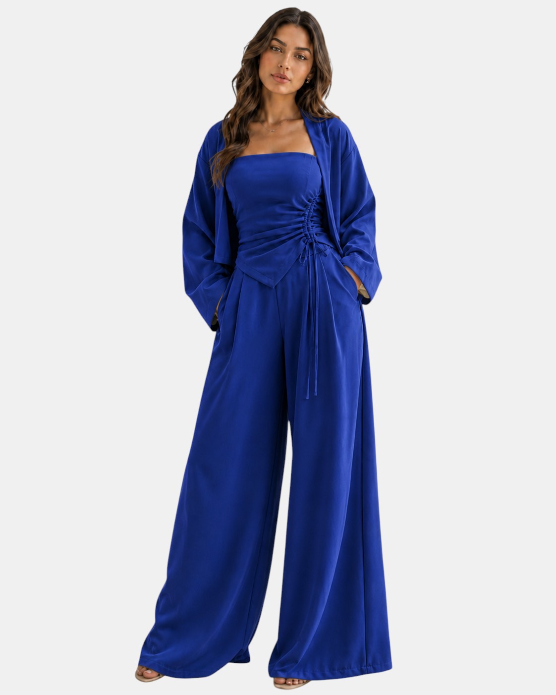 Luxen-Amsterdam blauwe tweedelige set met strapless top en wijde pijpen broek, ruches en strikdetail