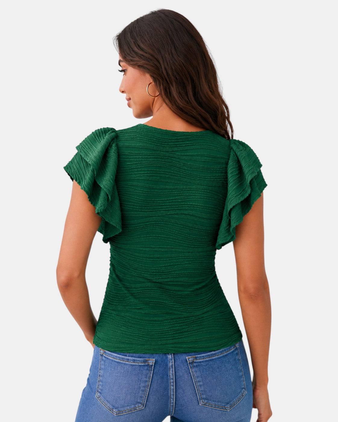 Luxen-Amsterdam Noor Ruffle Blouse in donkergroen met geplooide textuur en ruches op de mouwen.