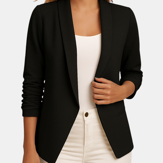 Elegante openvallende damesblazer met flatterende pasvorm, ideaal voor werk of stijlvolle alledaagse outfits.