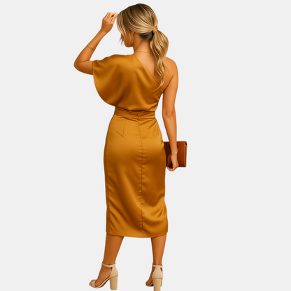 Elegante damesjurk met slanke pasvorm en verfijnd ontwerp, geschikt voor werk, avondgelegenheden of formele events