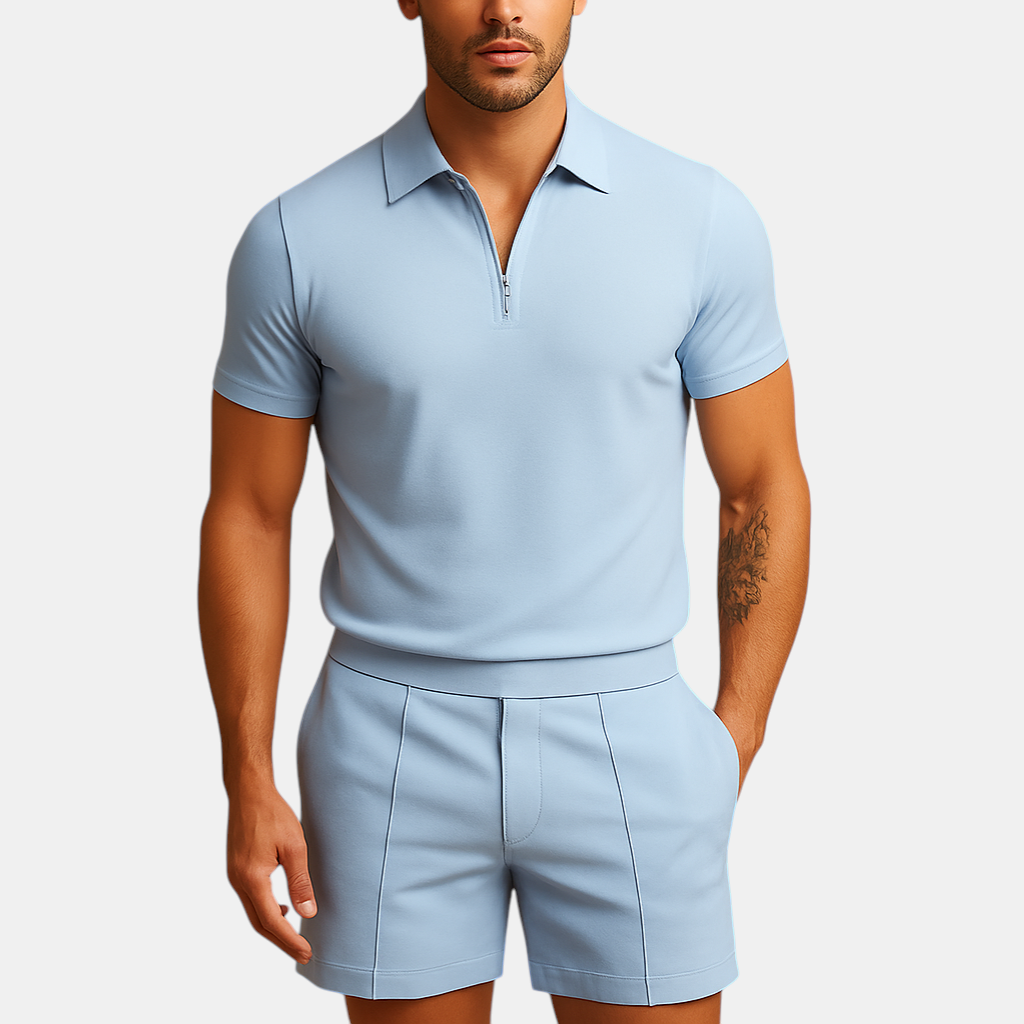 Heren zomerset met elegante polo en korte broek, perfect voor warme dagen en stijlvolle zomeroutfits.