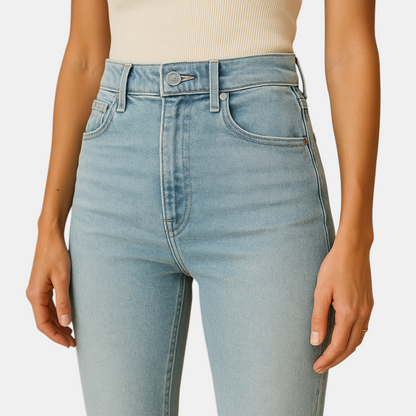 Uitlopende jeans met hoge taille voor dames in stretchdenim, ideaal voor casual en elegante outfits.