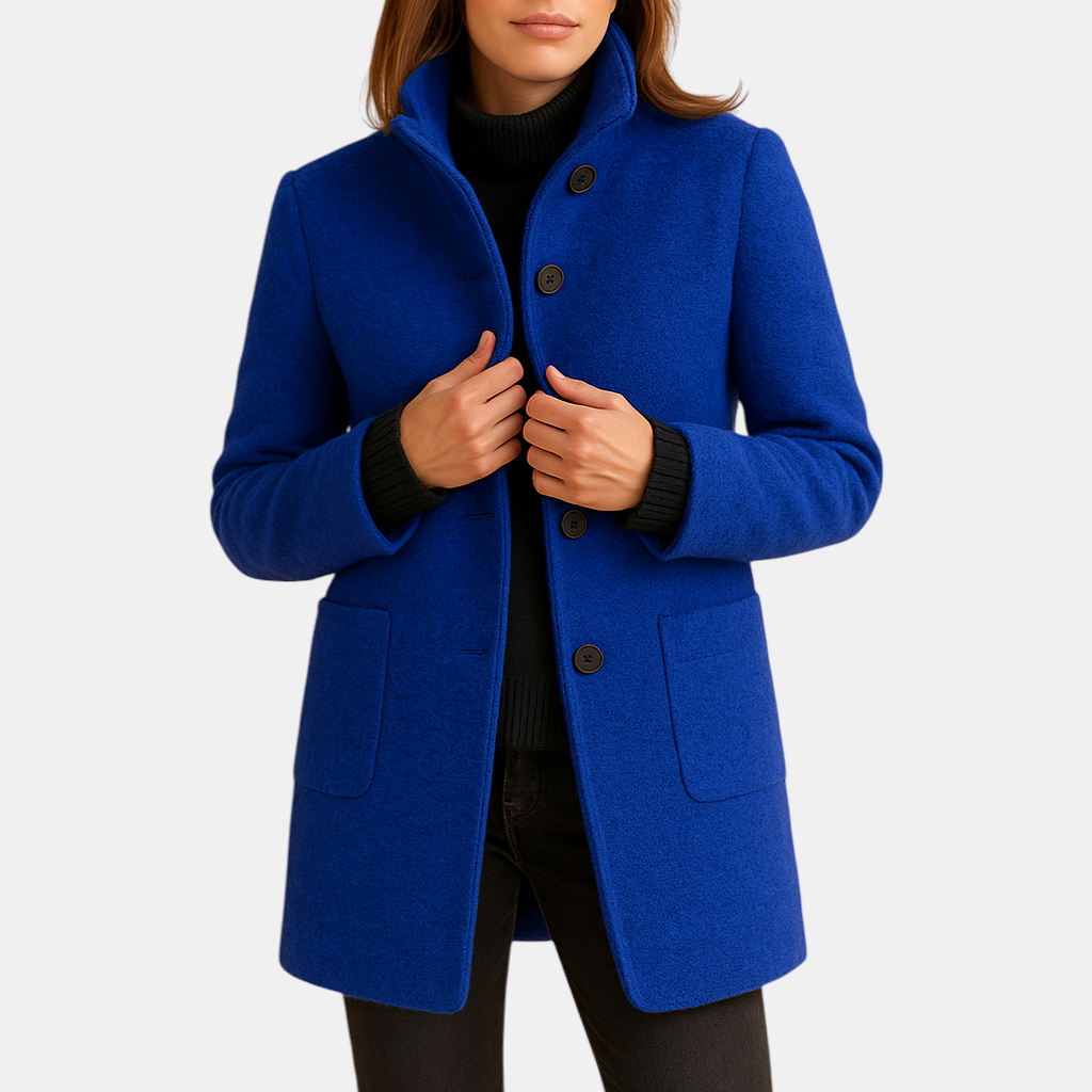 Zachte winterjas voor dames met relaxte pasvorm en tijdloze details. Elegant, warm en comfortabel, ideaal voor dagelijkse winterse gelegenheden.
