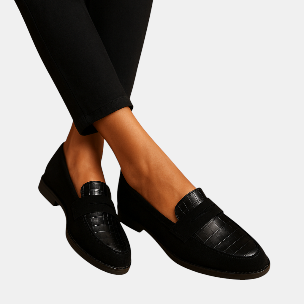 Luxe zwarte stiletto's voor vrouwen, met zachte binnenzool en tijdloos design voor zakelijke en feestelijke outfits.